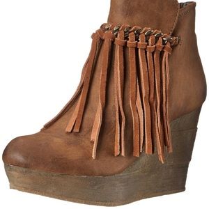 Size 10- Sbicca Zepp Wedge Fringe Ankle Bootie
